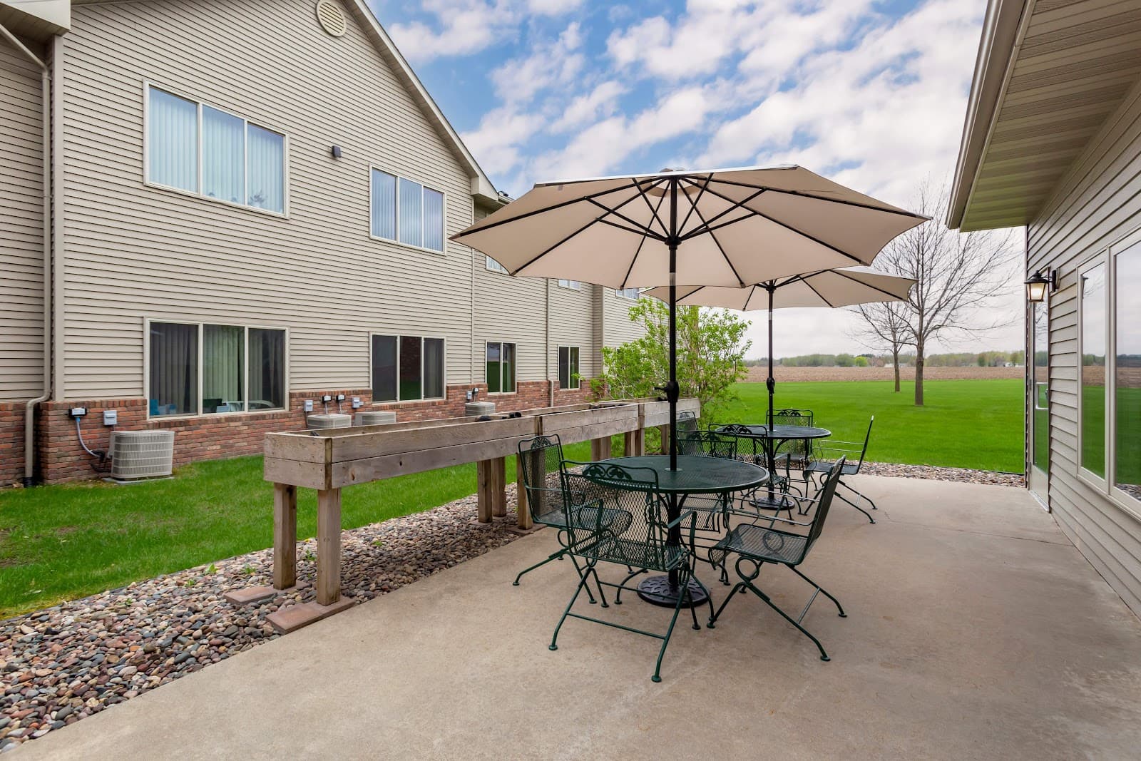 South Grove Lodge Senior Living