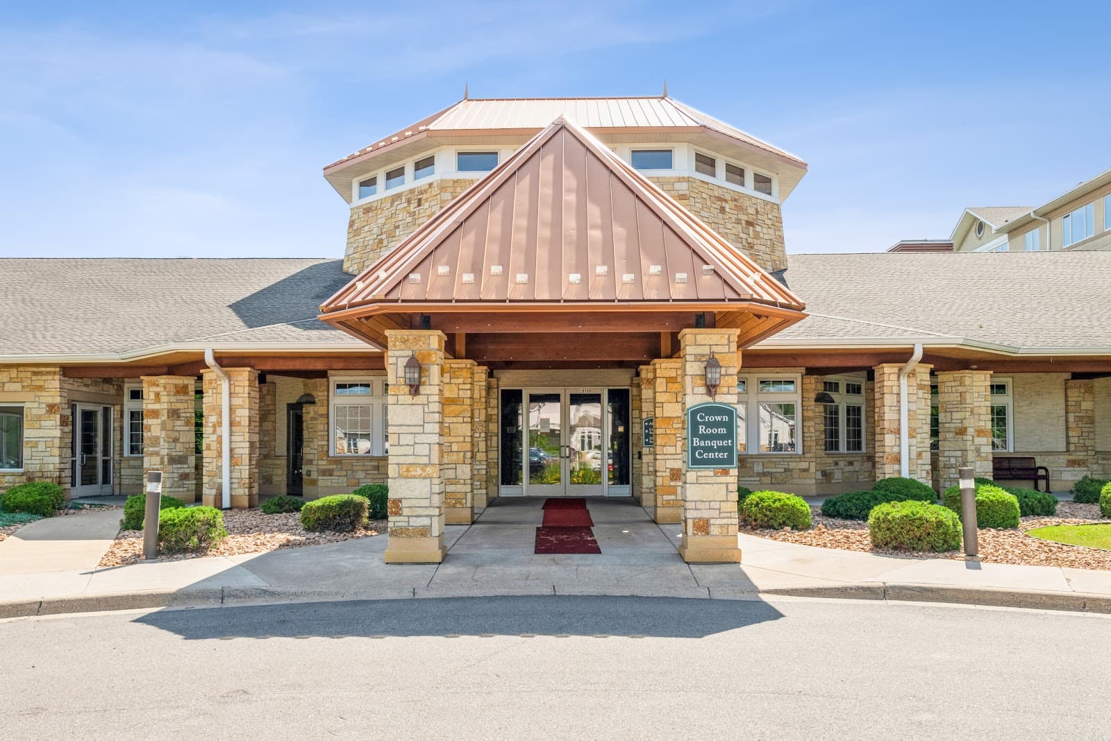 Wellstead Lodge and Place Senior Living