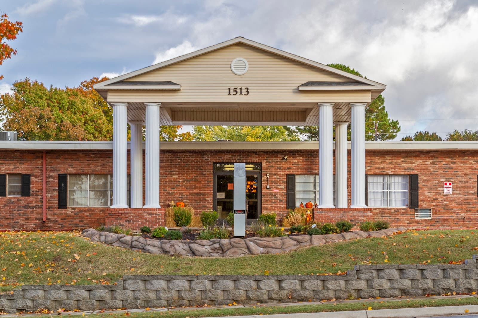 The Blossoms At Rogers Rehab & Nursing Center