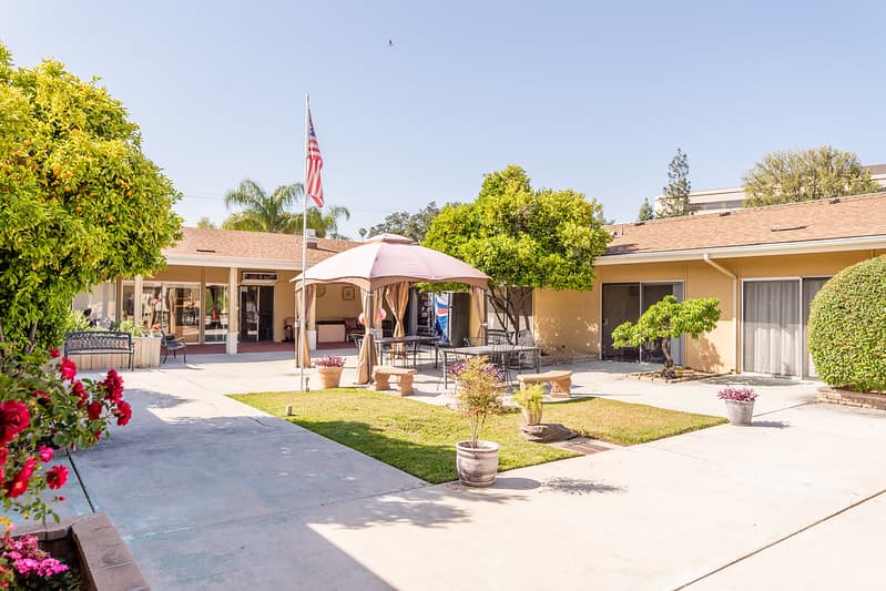 Redlands Healthcare Center