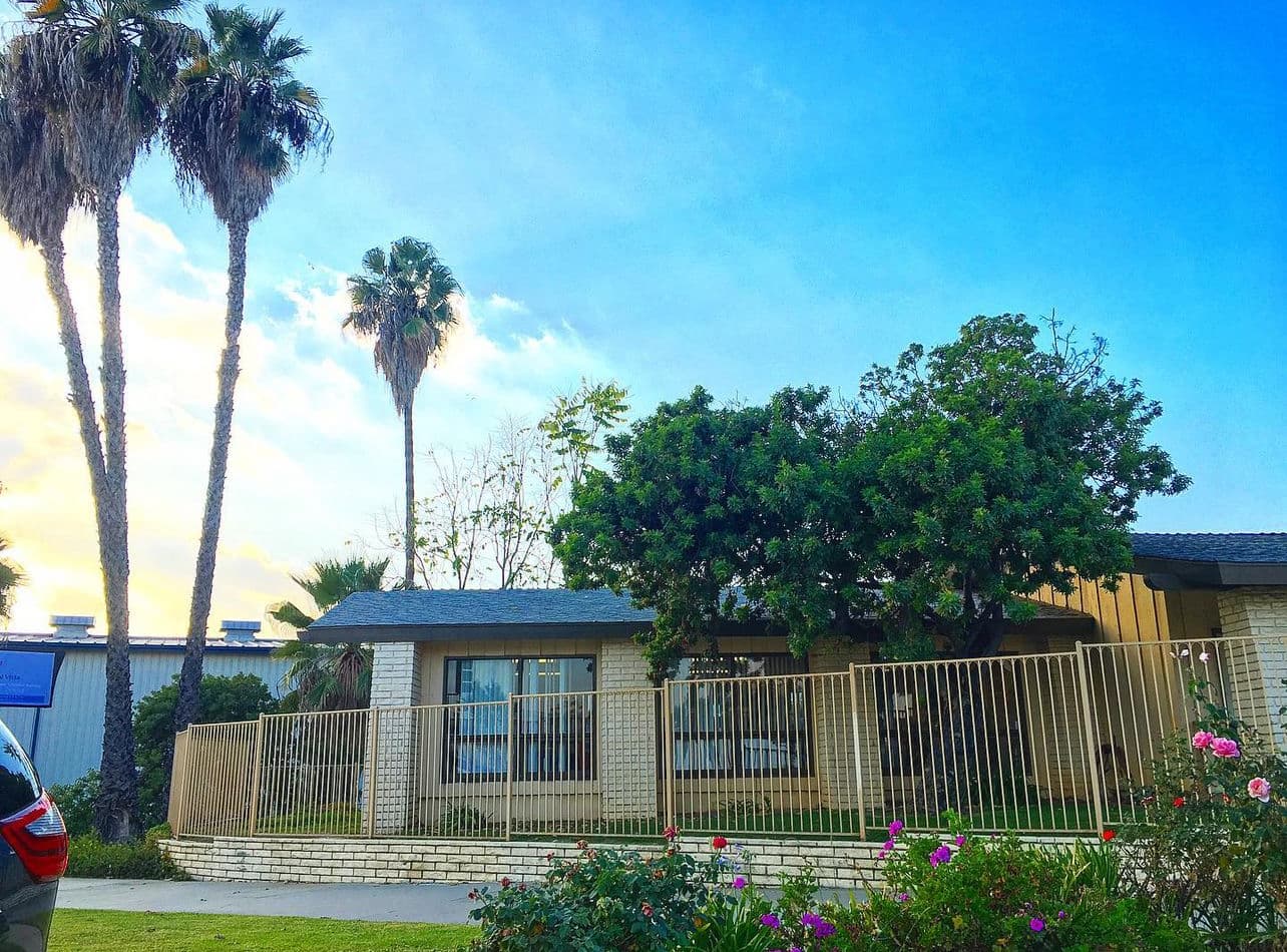 Royal Vista Care Center