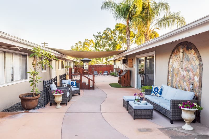 La Mesa Healthcare Center