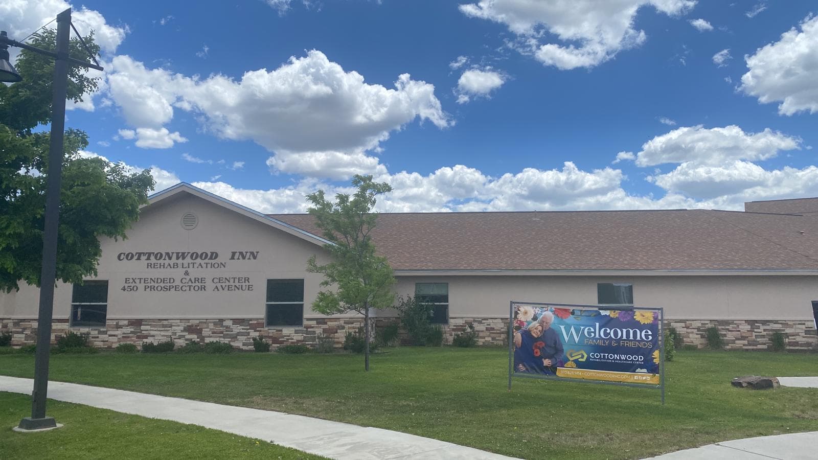 Cottonwood Rehabilitation And Healthcare Center