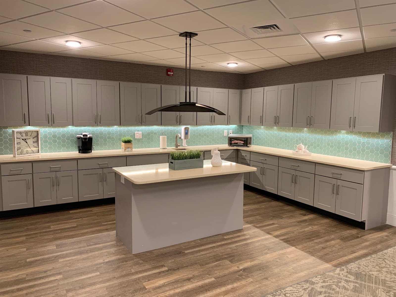 River Glen Health Care Center — photo 1
