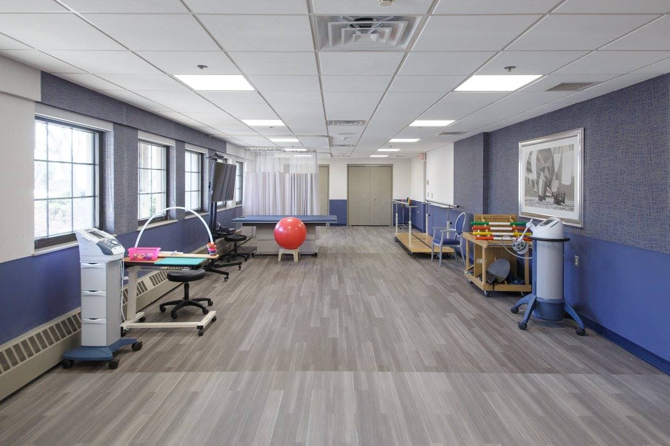 Autumn Lake Healthcare At Cromwell