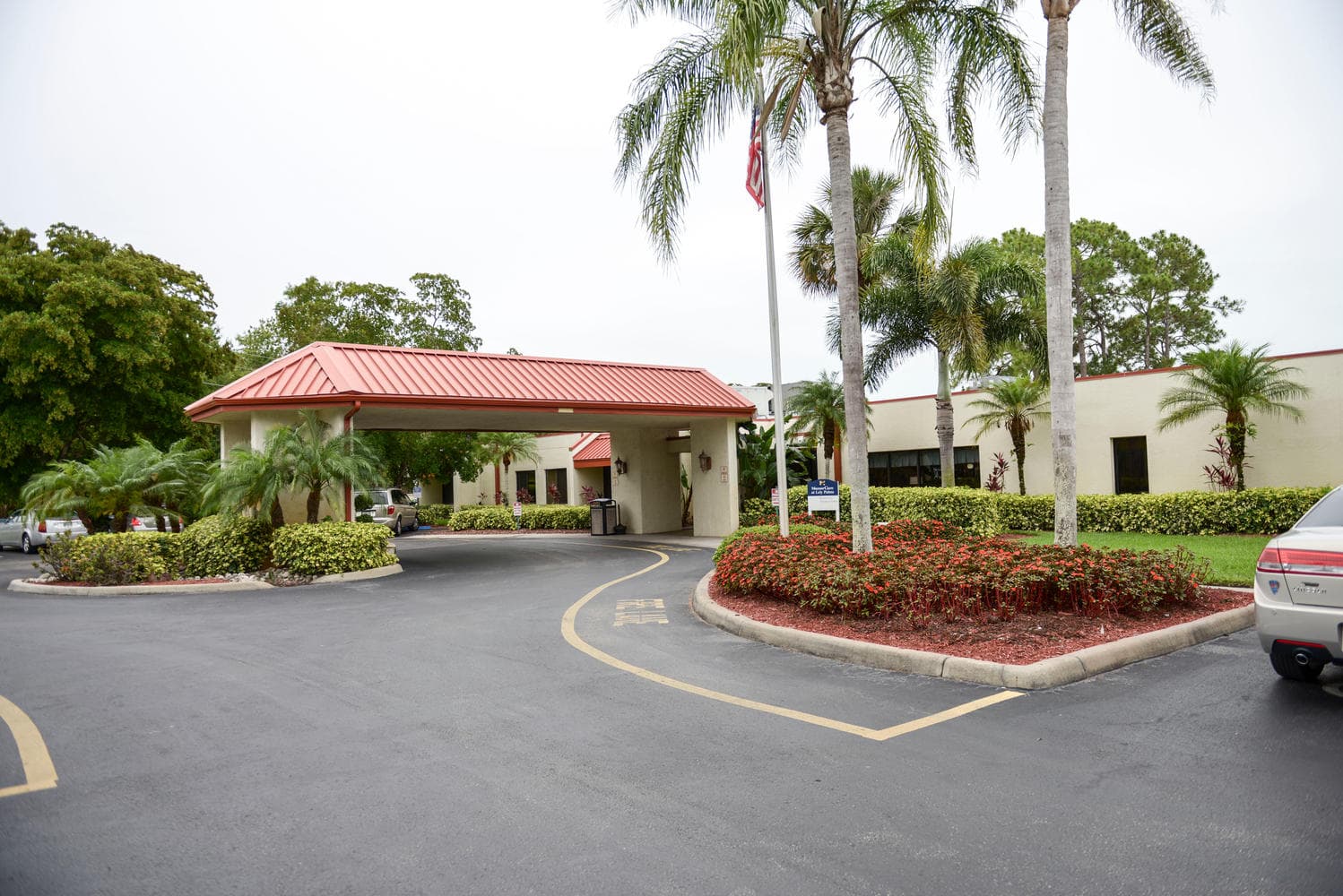 Solaris Healthcare Lely Palms