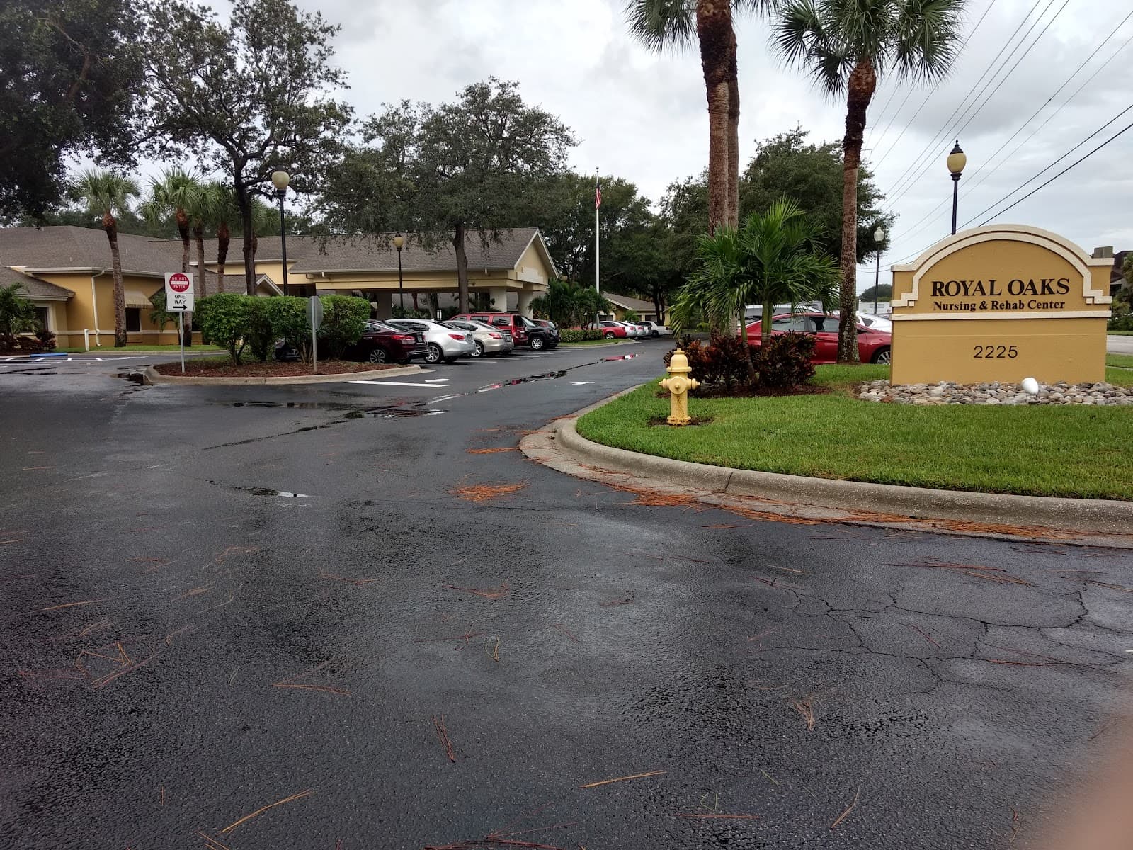 Royal Oaks Nursing And Rehab Center