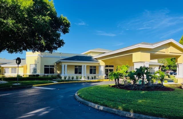 Hunters Creek Nursing And Rehab Center