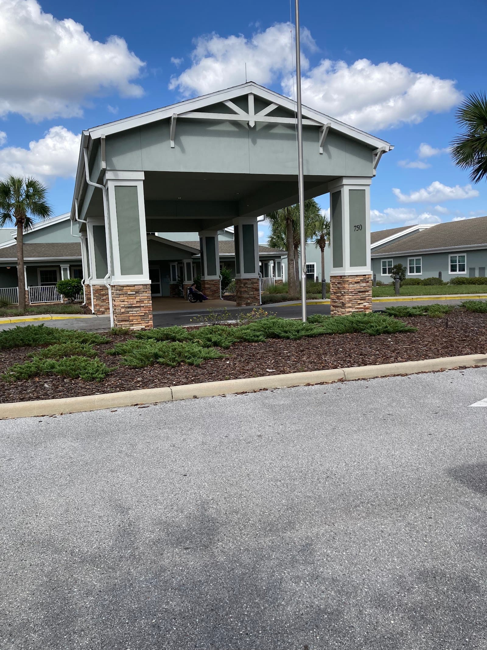 Tampa Lakes Health And Rehabilitation Center