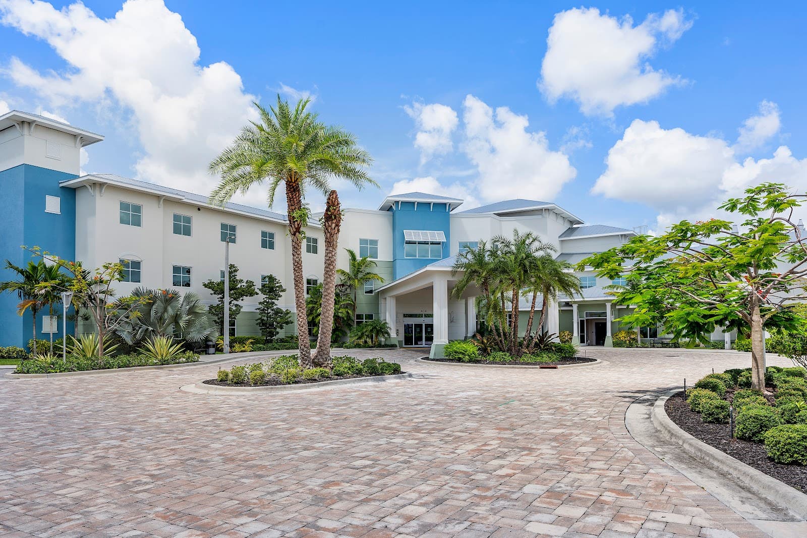 Luxe Rehabilitation Center at Jupiter