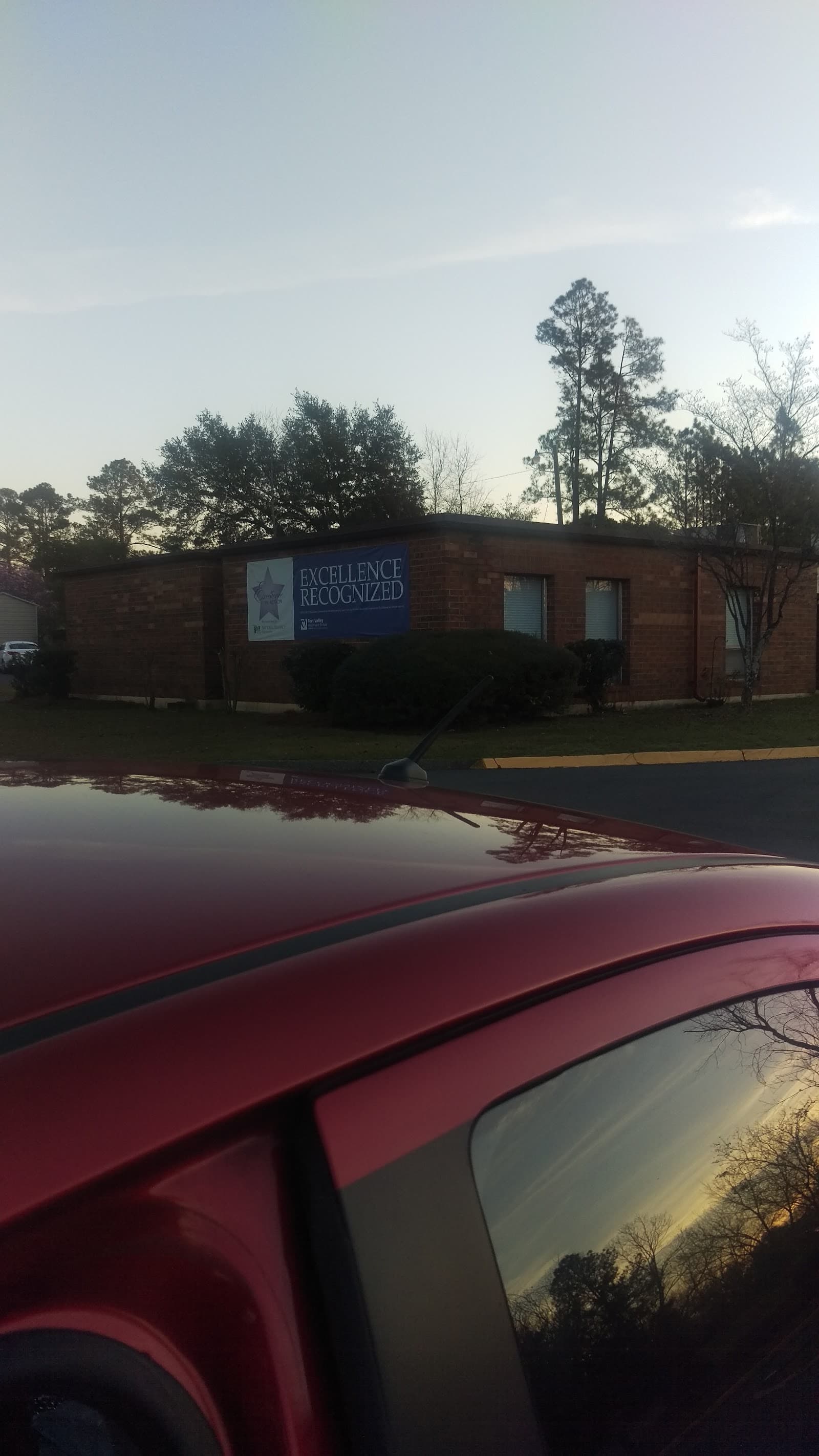 Fort Valley Crossing