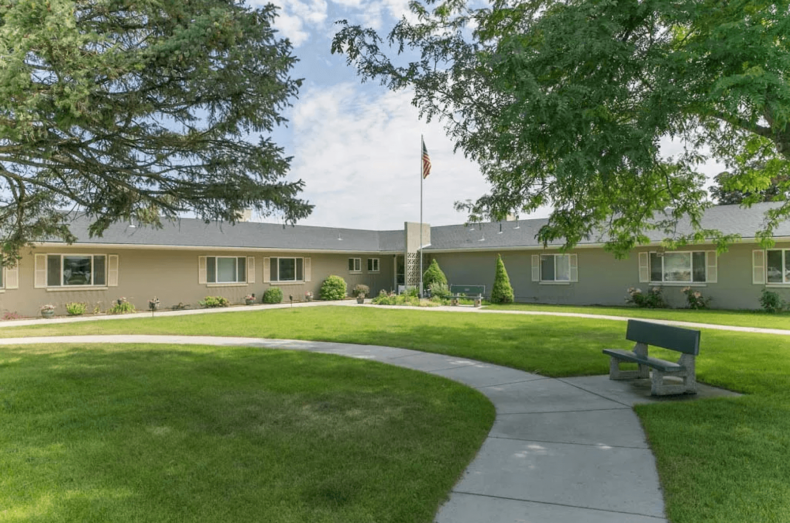 River'S Edge Rehabilitation & Living Center