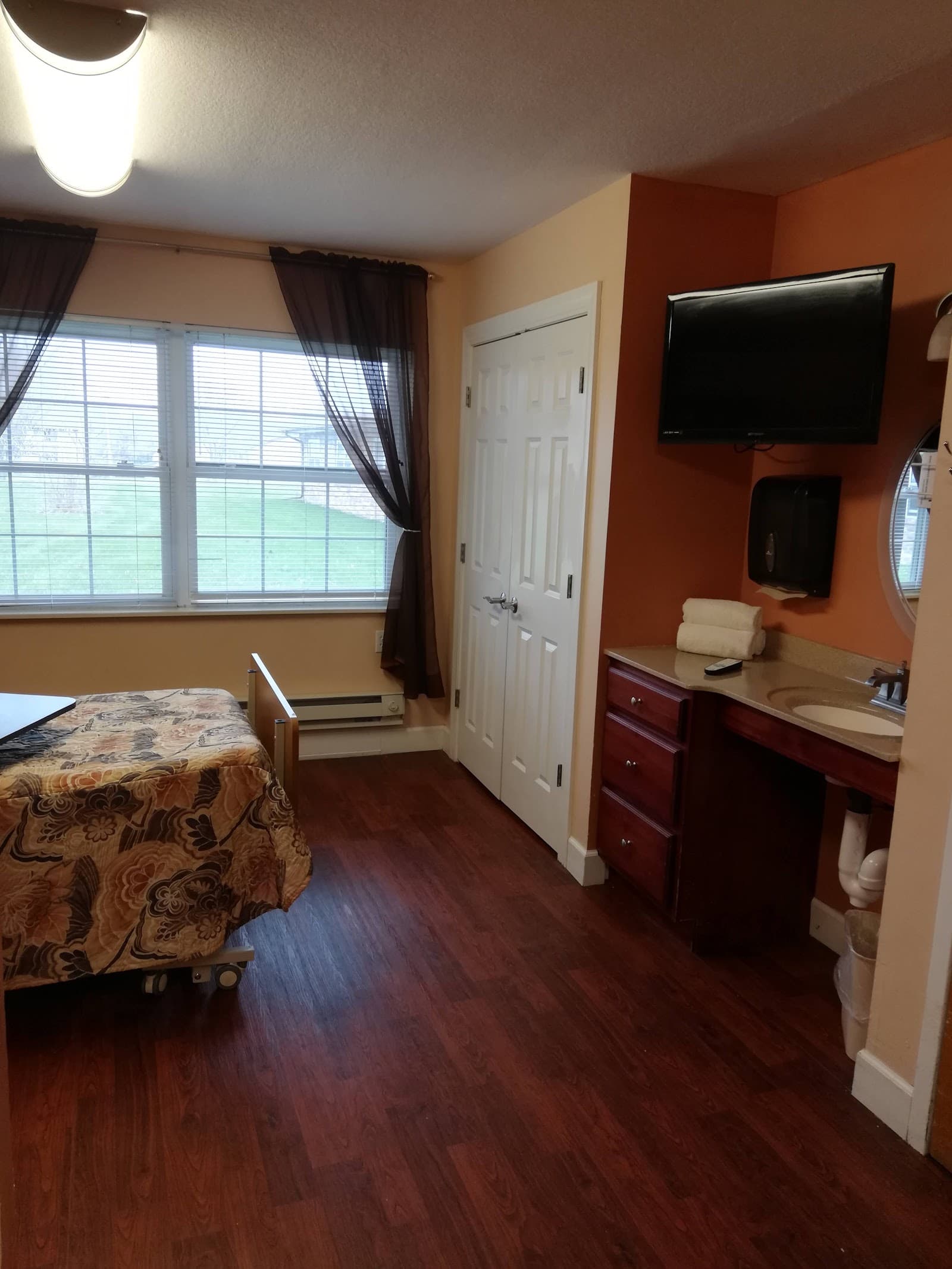Cedar Falls Health Care Center