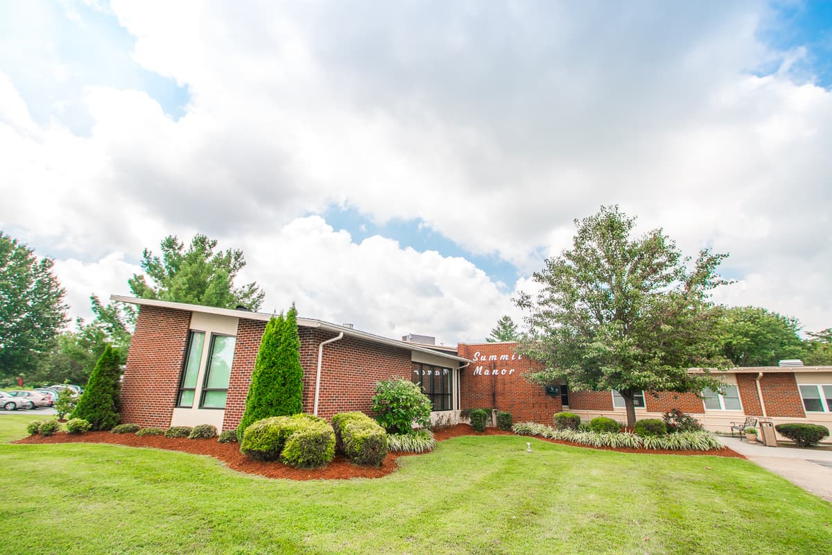Signature HealthCARE at Summit Manor Rehab & Wellness Center