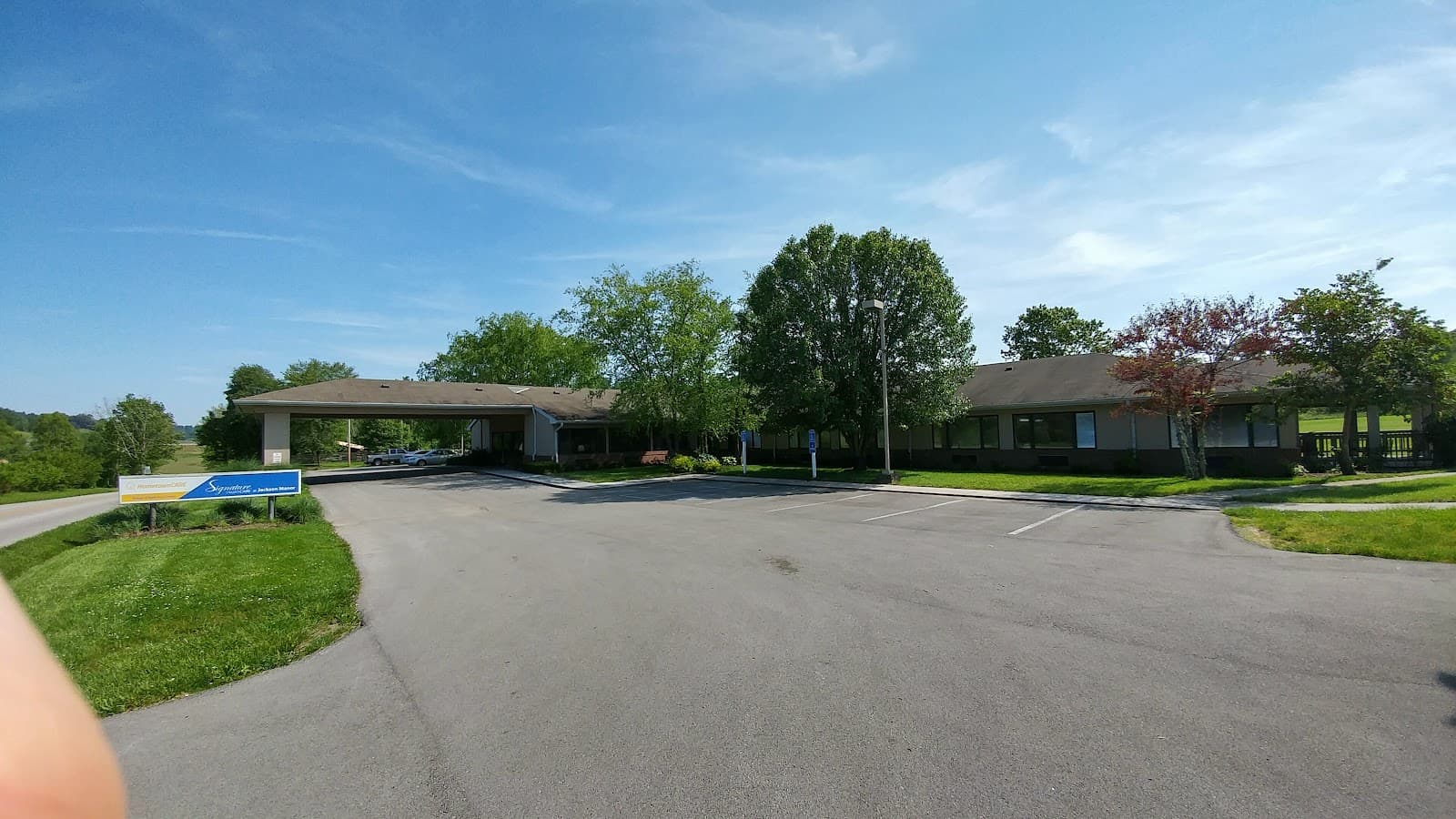Signature Healthcare At Jackson Manor Rehab And We