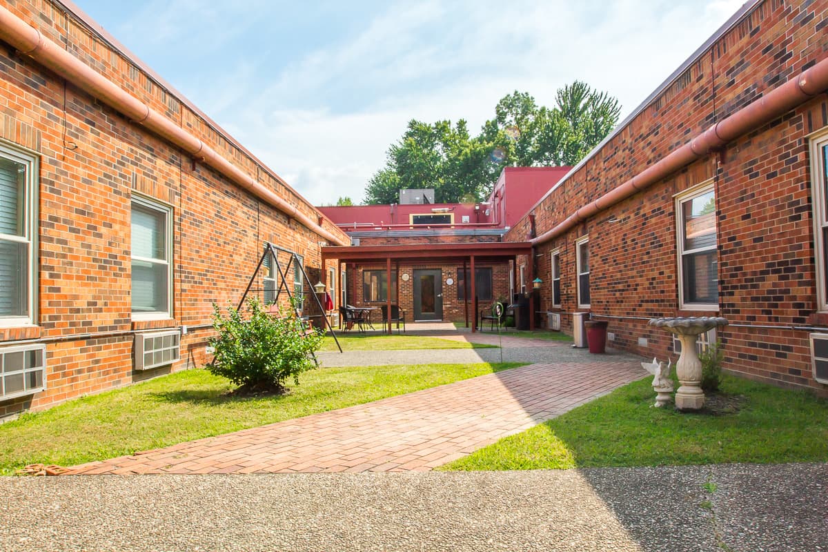 Signature HealthCARE at Rockford Rehab & Wellness Center — photo 1