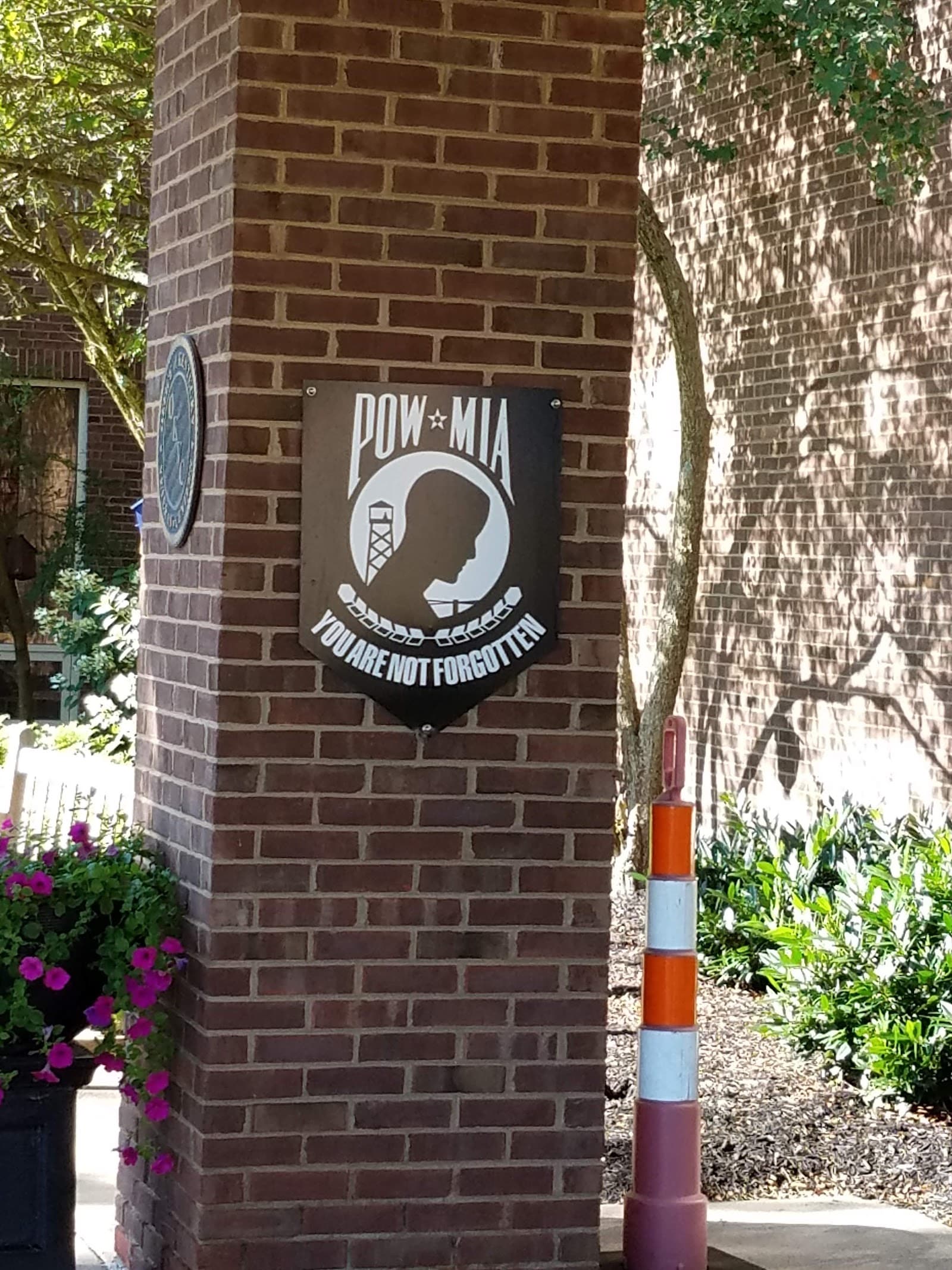 Thomson-Hood Veterans Center