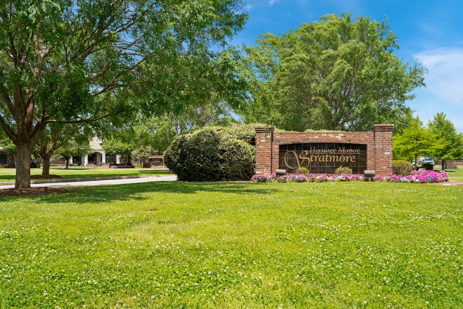 Heritage Manor Stratmore