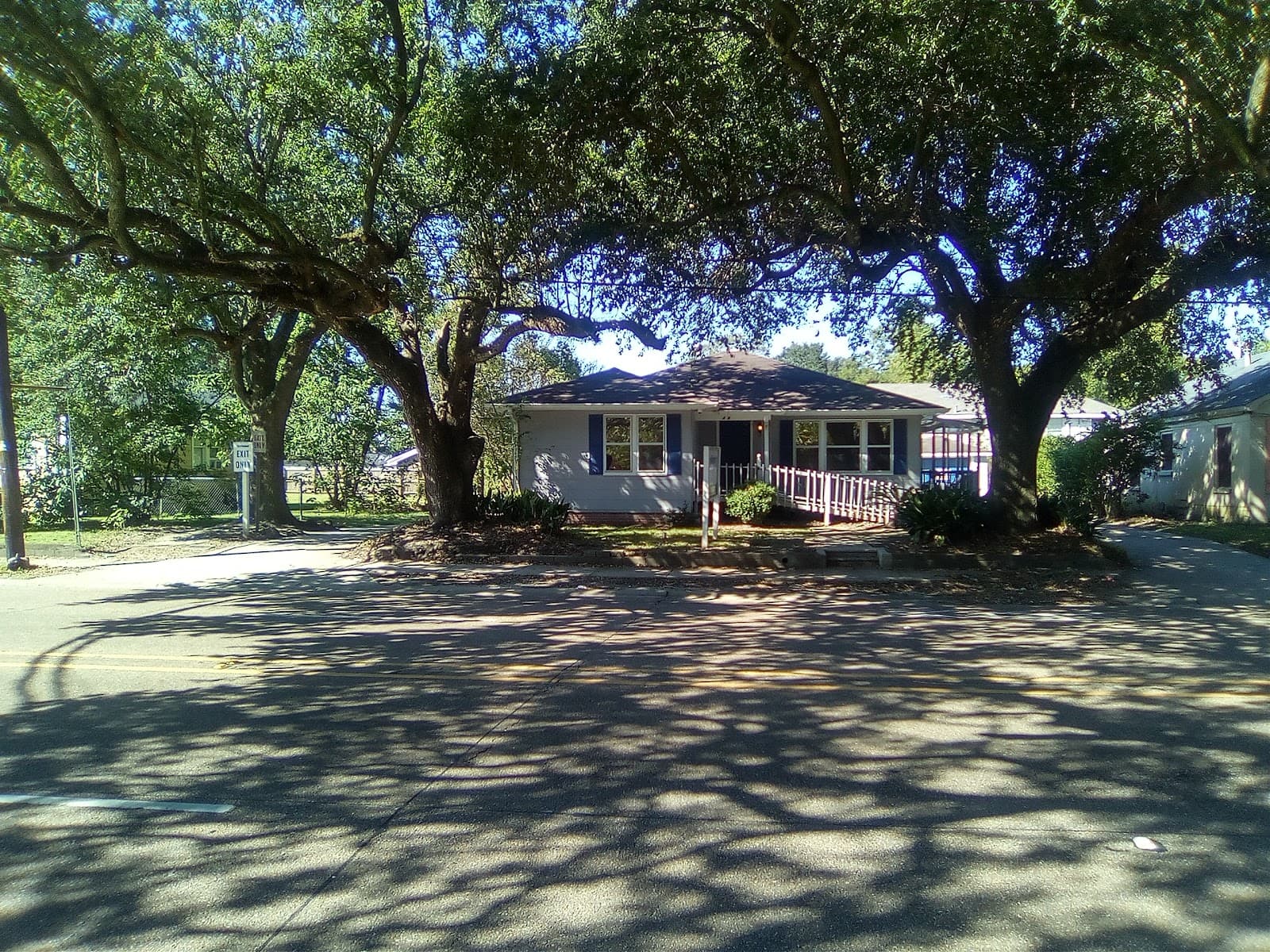 Capital Oaks Nursing & Rehabilitation Center LLC
