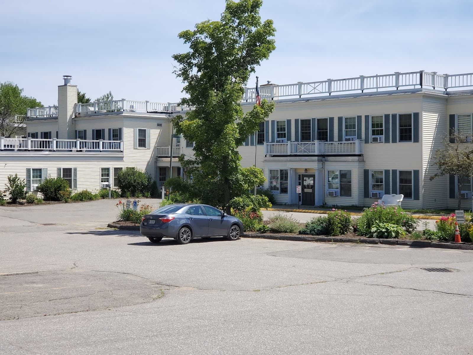 Harbor Hill Center