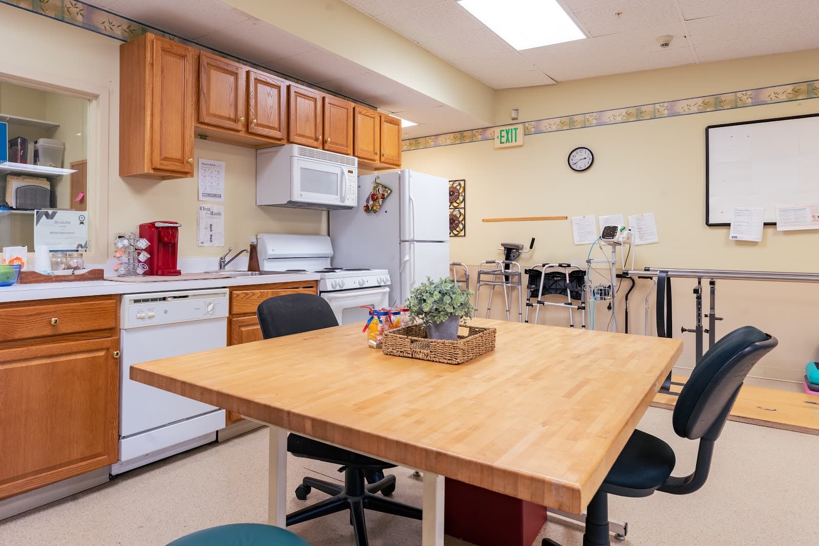 Autumn Lake Healthcare At Perring Parkway