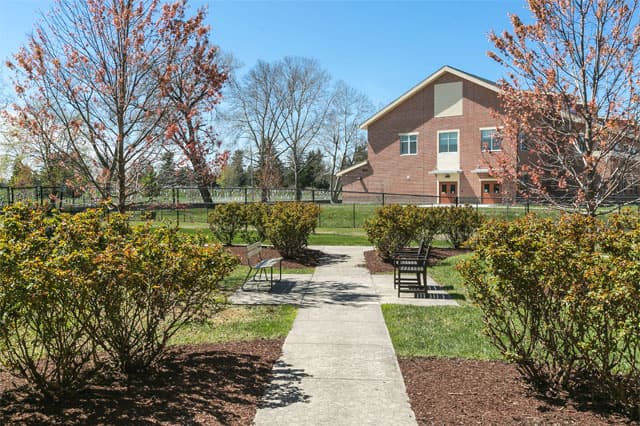 Julia Manor Nursing And Rehabilitation Center