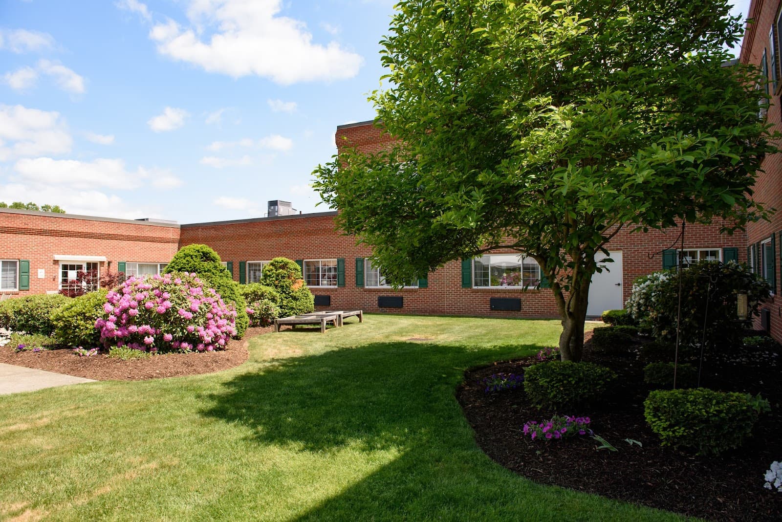 Life Care Center Of Auburn