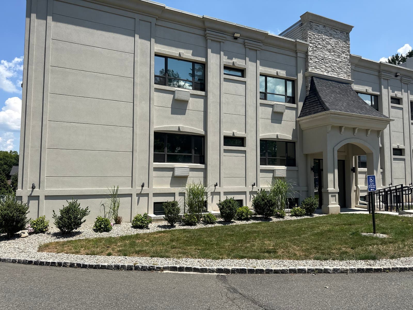Pine Acres Healthcare & Rehabilitation Center — photo 1