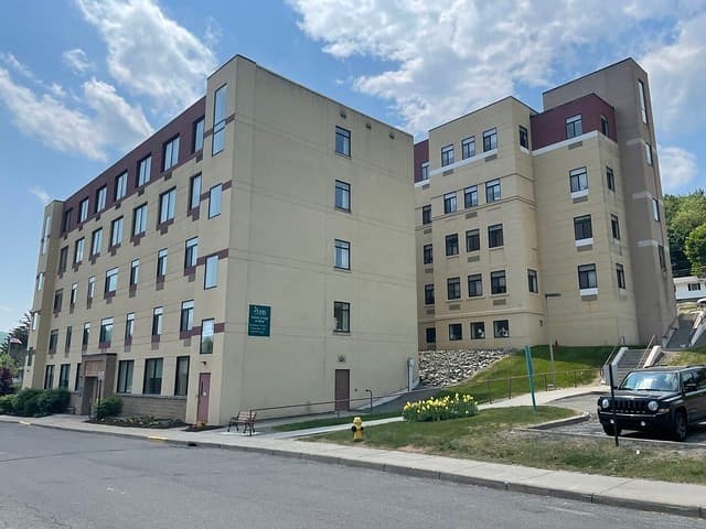 UHS Senior Living at Ideal