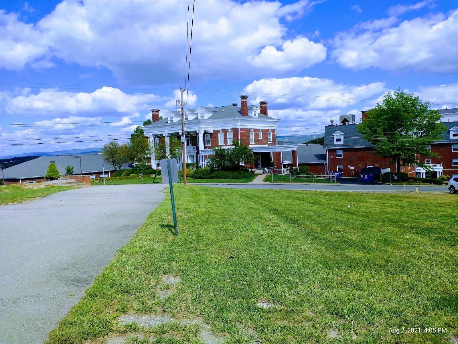 Harmon House Health & Rehab Center — photo 1