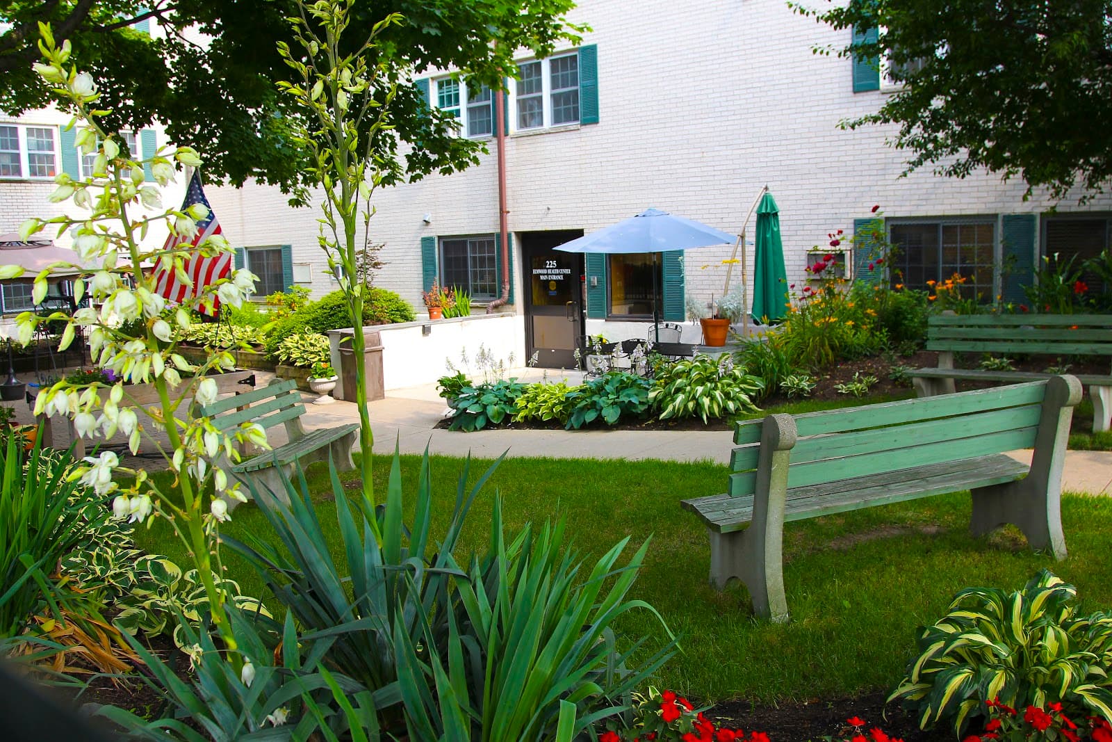 Elmwood Nursing & Rehabilitation Center — photo 1