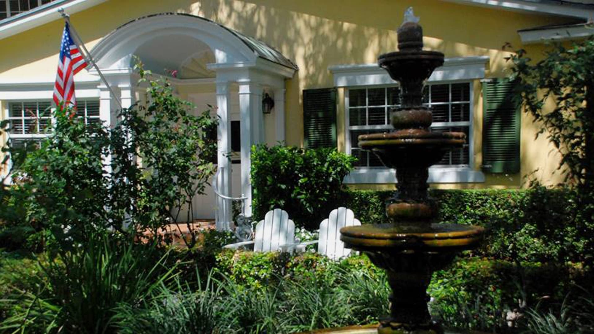 Bay Oaks Historic Retirement Residence