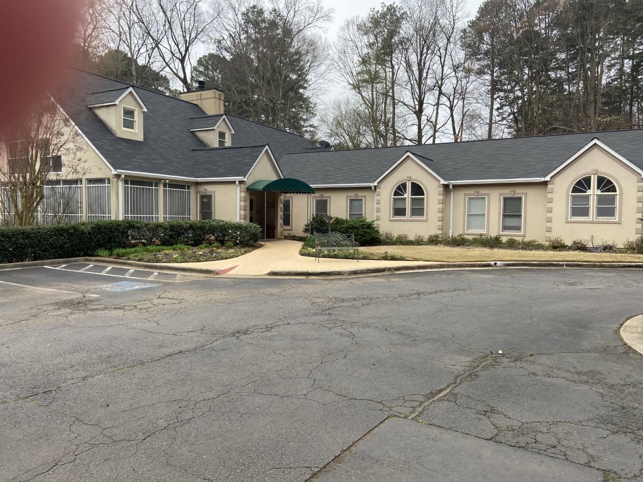 Oak Leaf Manor