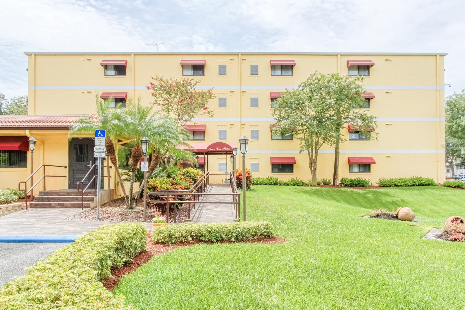 Casa San Pablo Apartments