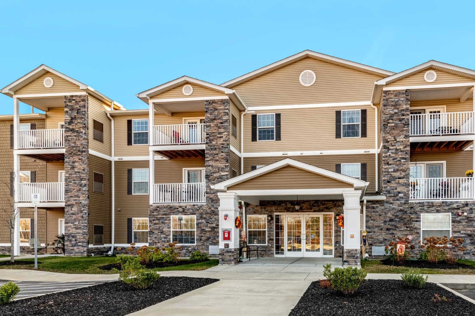 Emerald Reserve Concord, photo 1
