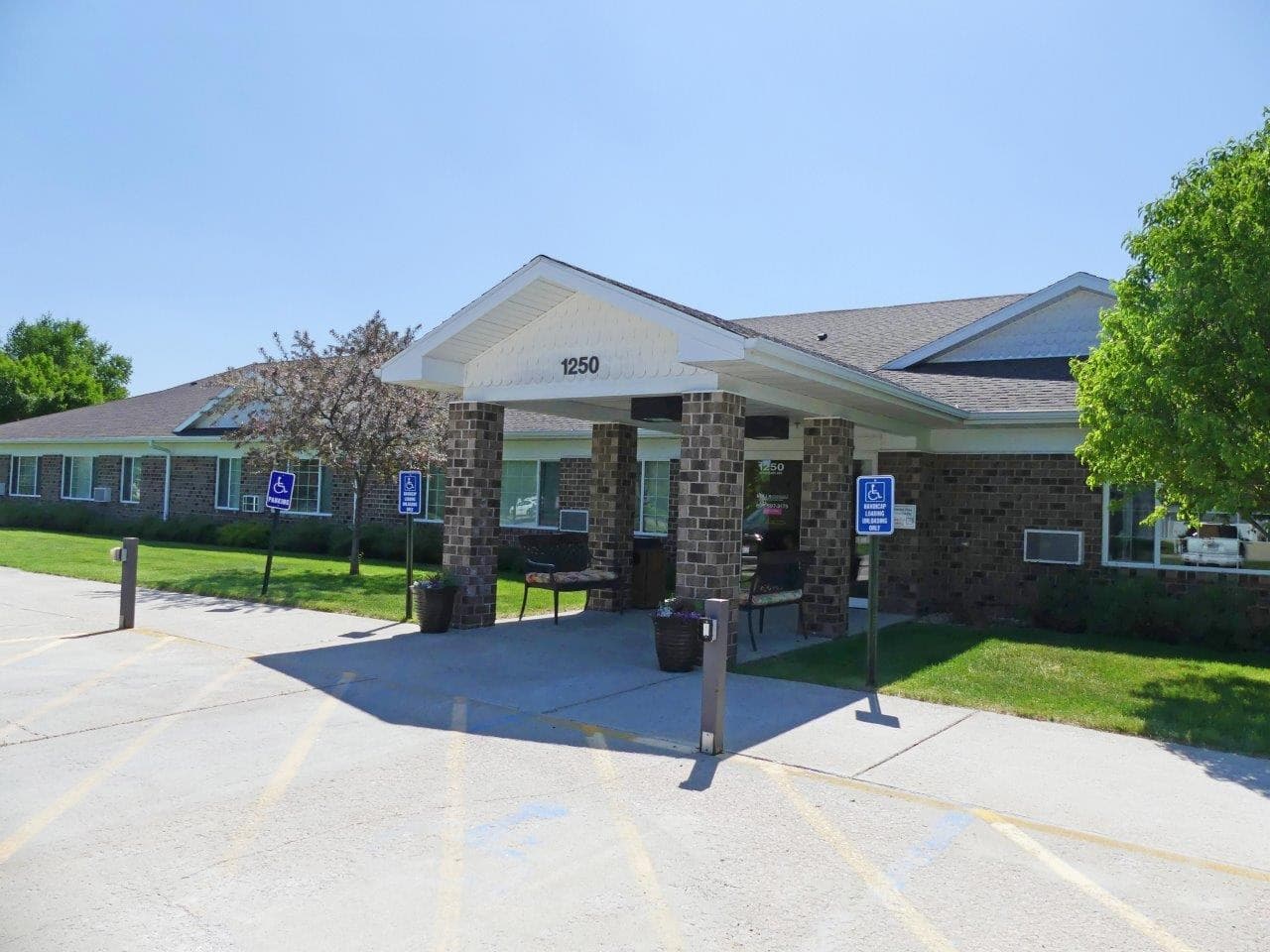 Pheasant Run Apartments -- Affordable Senior Housing -- Short Waiting List