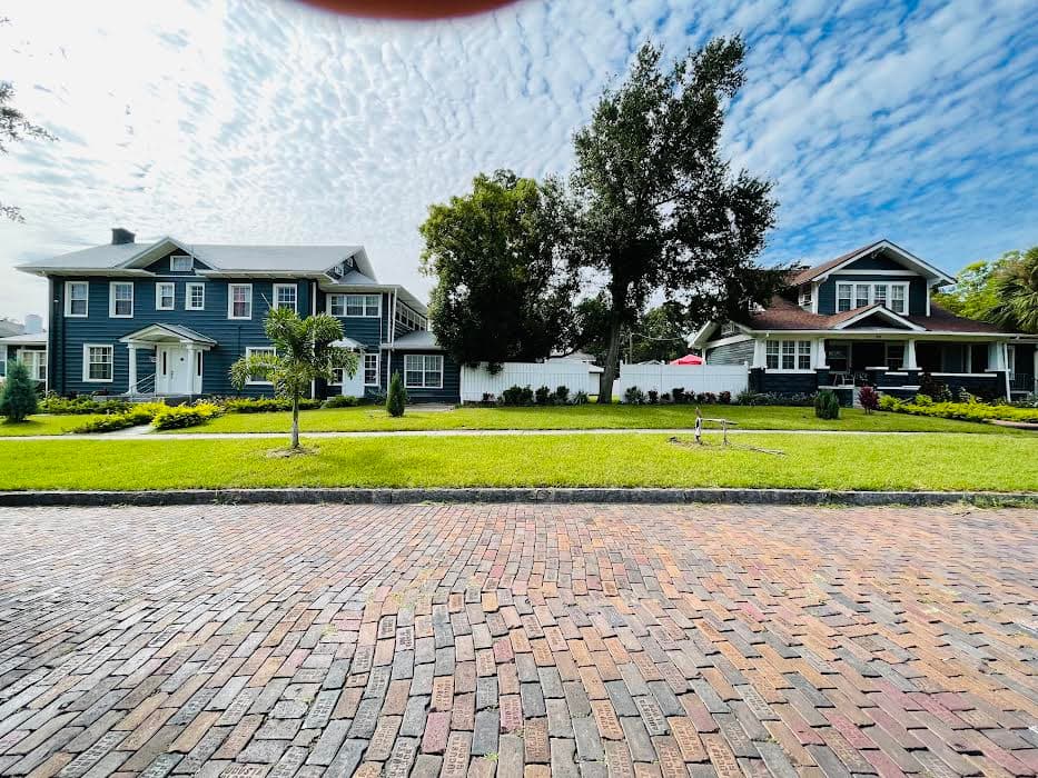 Azalea Manor