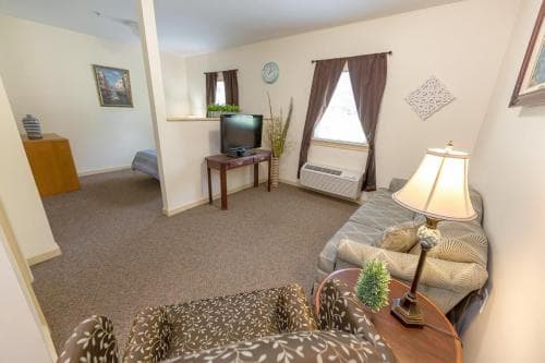 The Suites at Continuing Healthcare of Niles