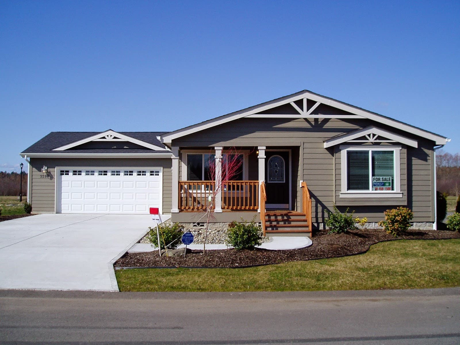 DeTray's Lakeview Meadows 55+ Community