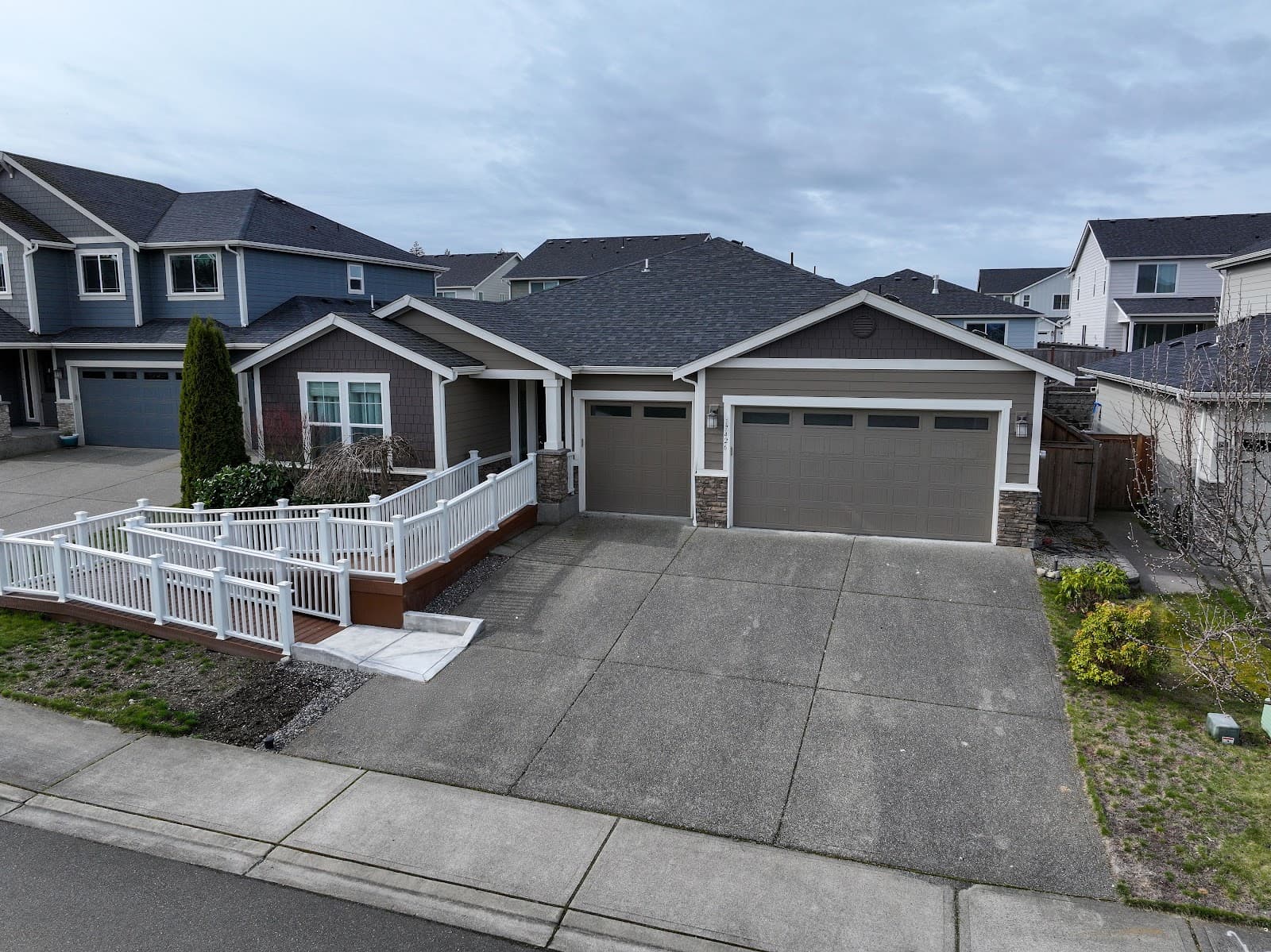 Royal Arms Adult Family Home in Manorwood and Sunrise,Puyallup