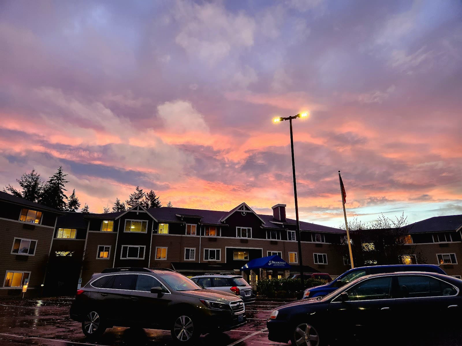 Brookdale Courtyard Puyallup