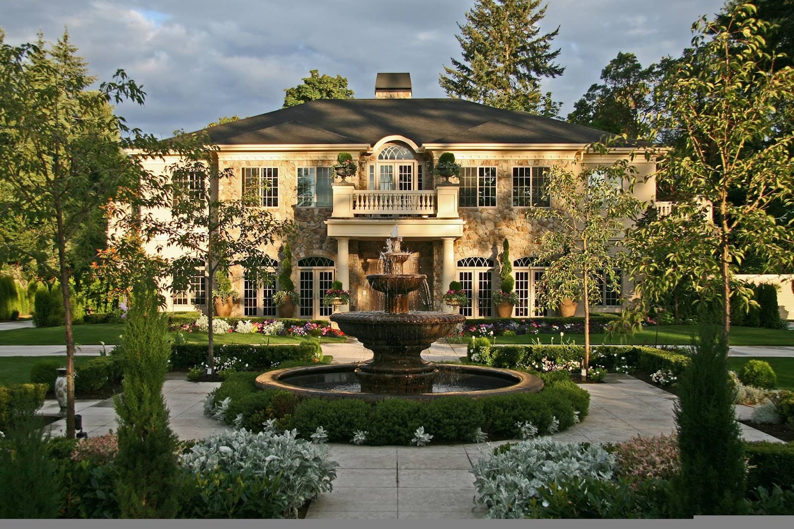 Kensington Gardens Resort Living