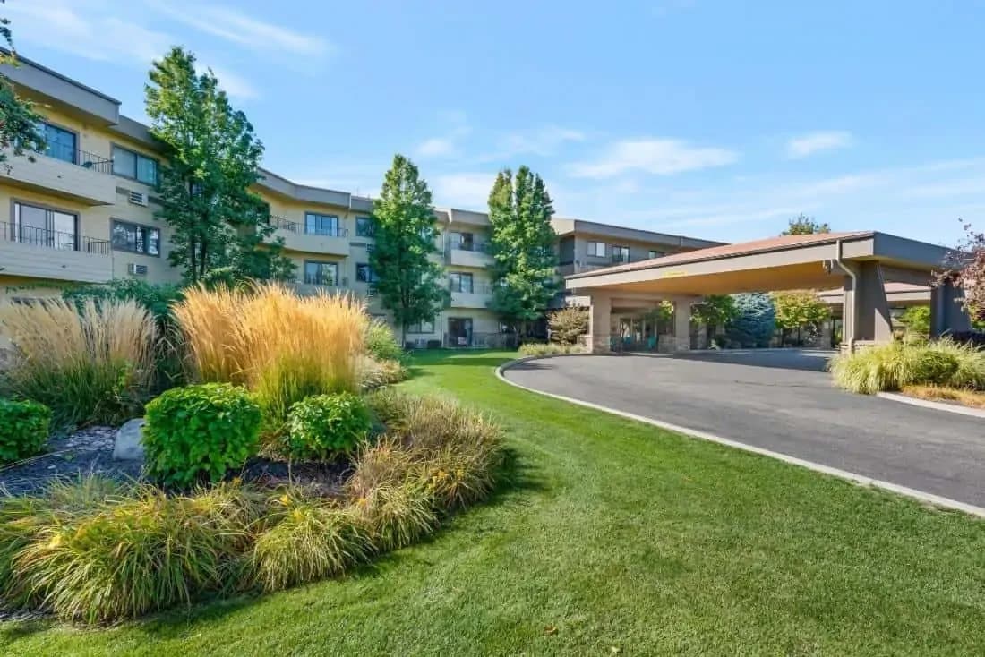 Royal Columbian, photo 1