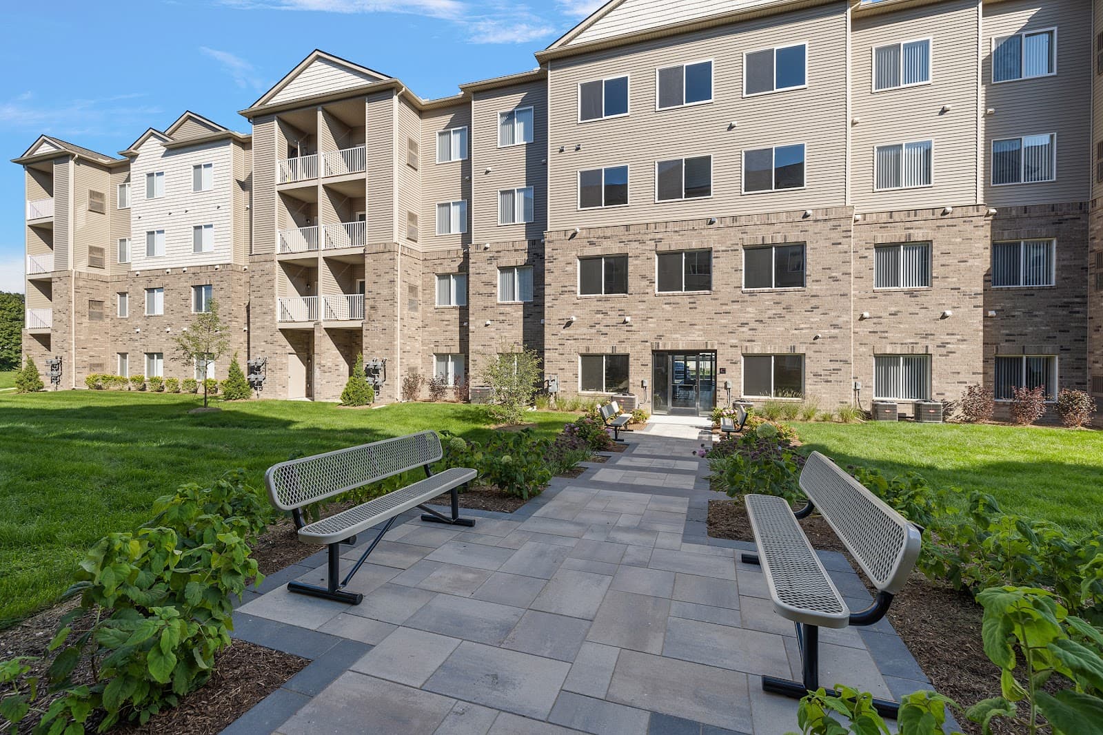 The Villages Senior Living - Aspen Pointe