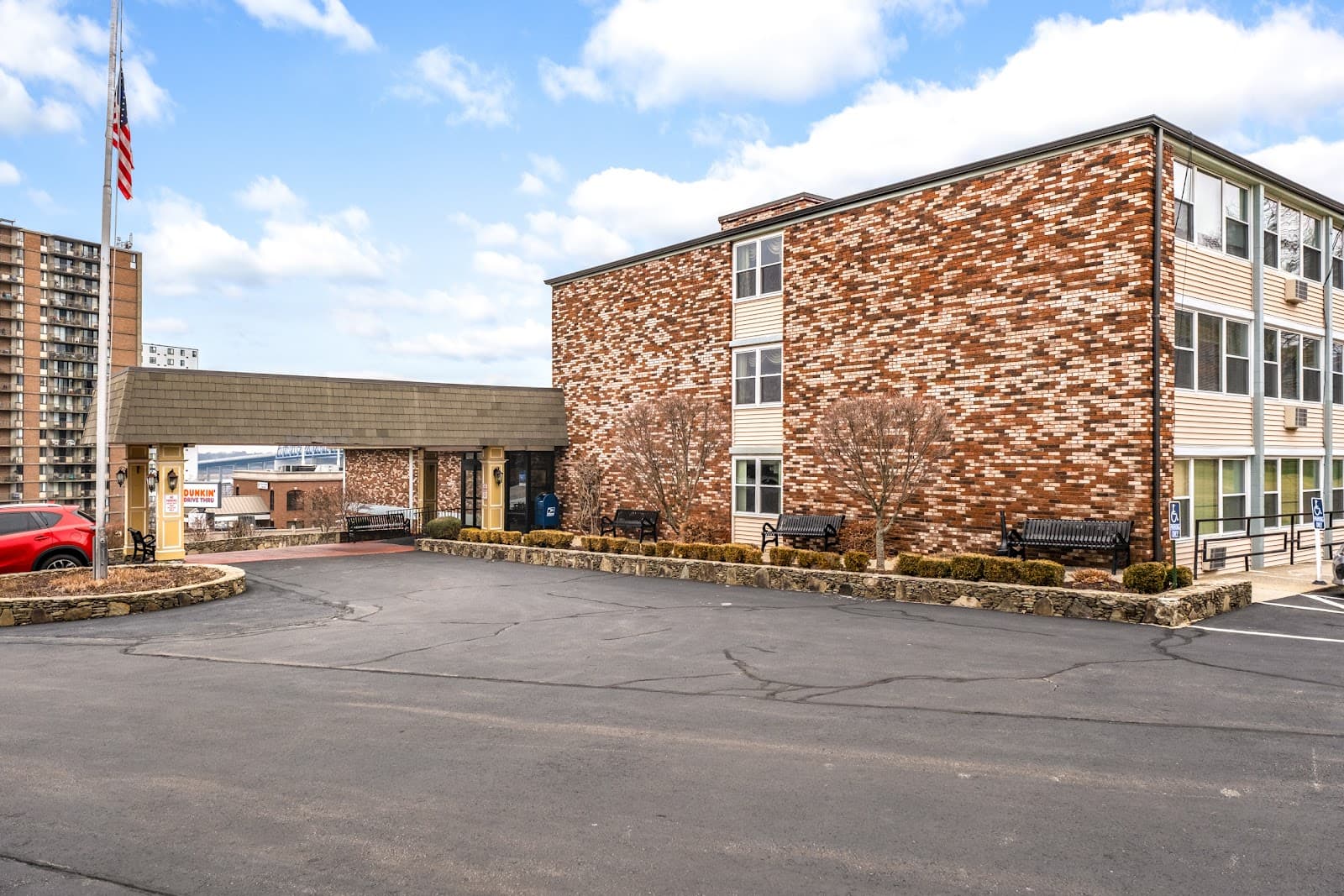 River Falls Senior Living