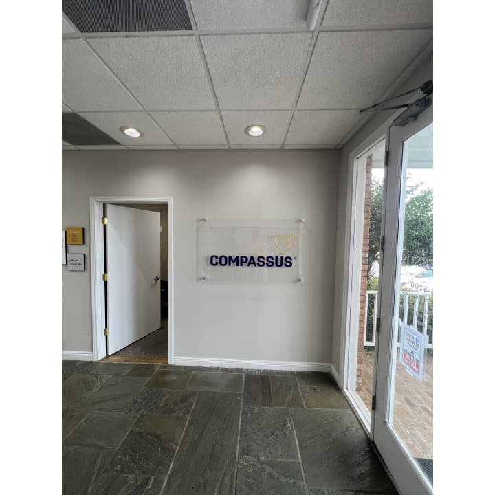 Compassus