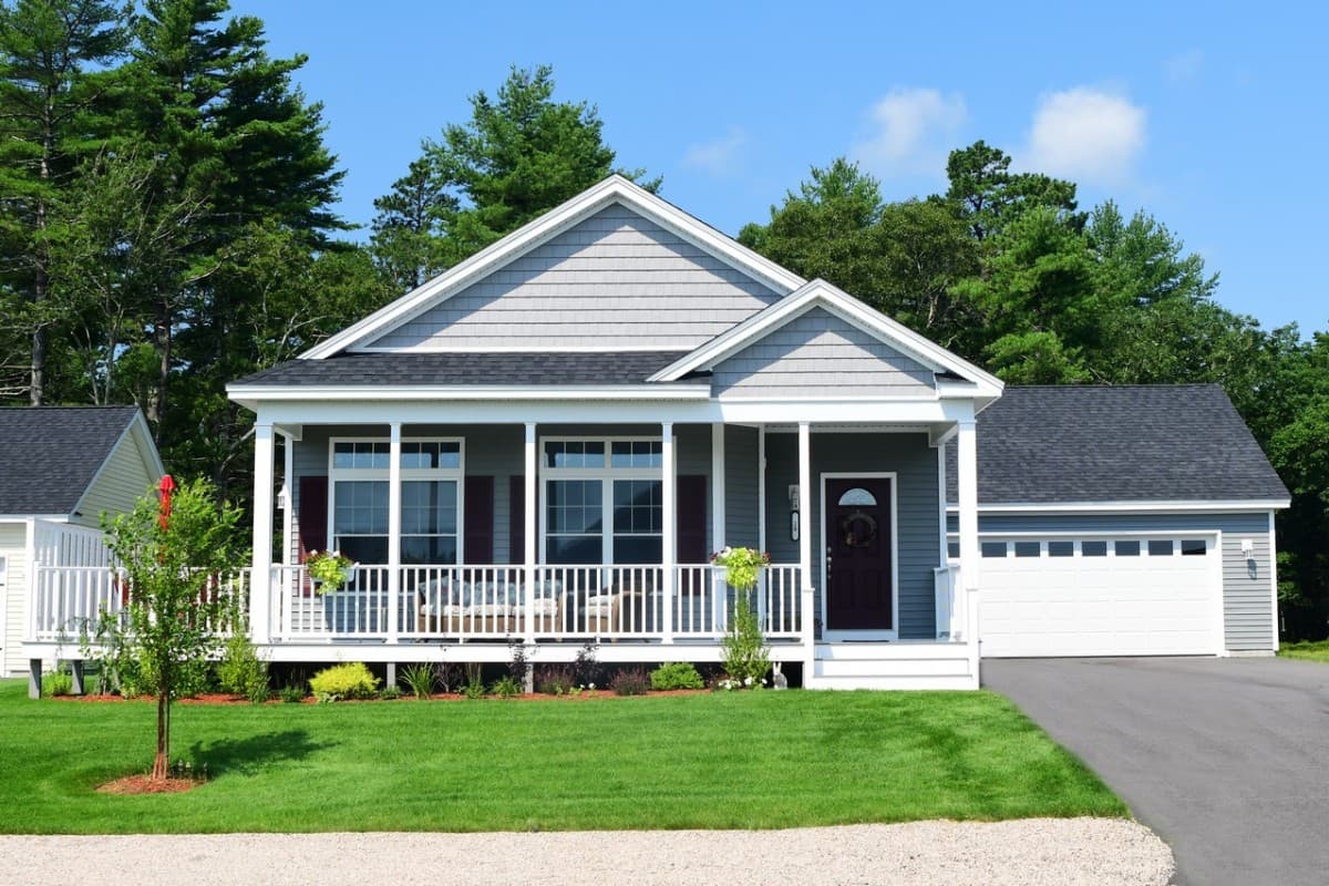South Shore Village RI