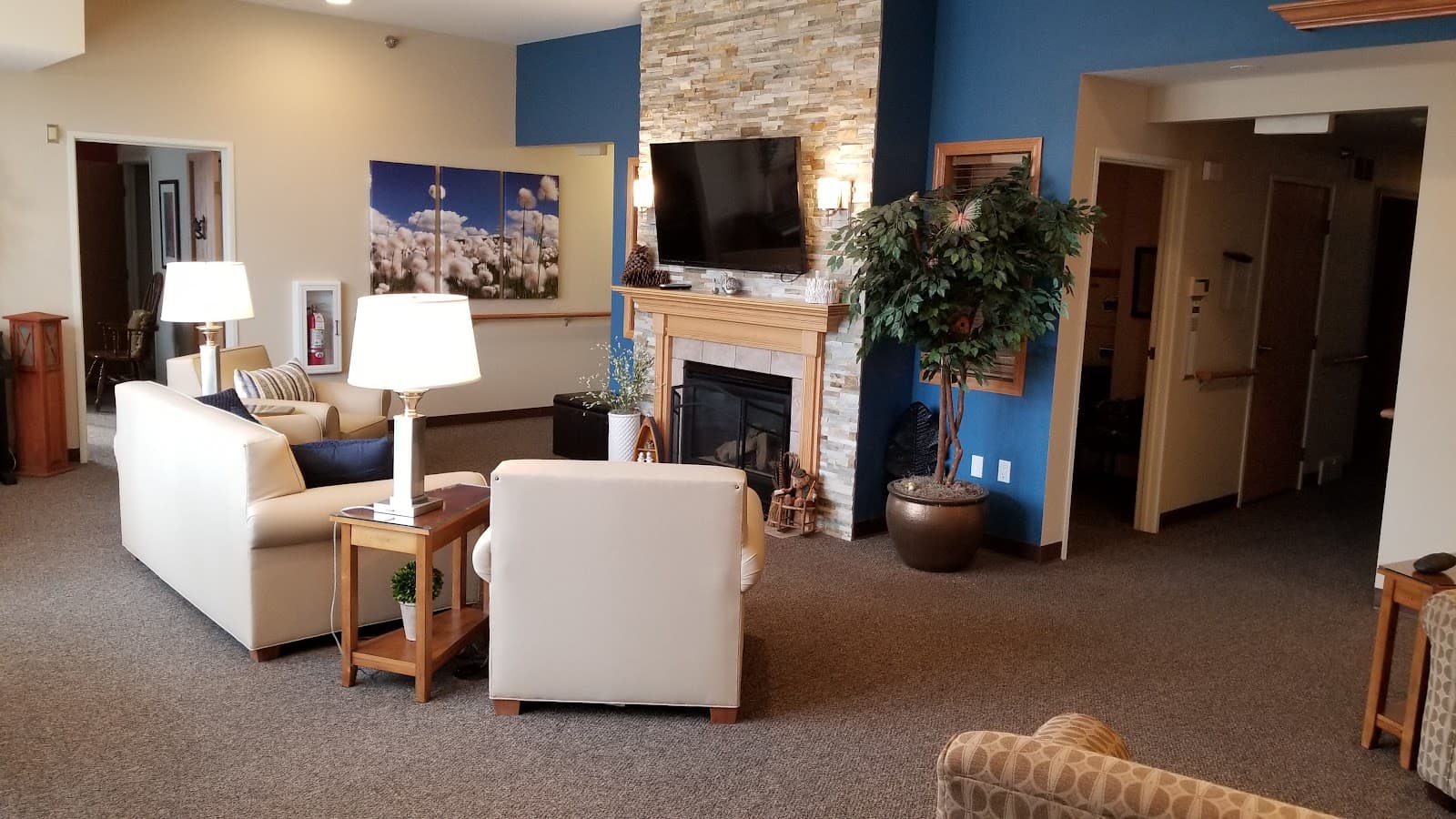 Timberwood Lodge Assisted Living — photo 1