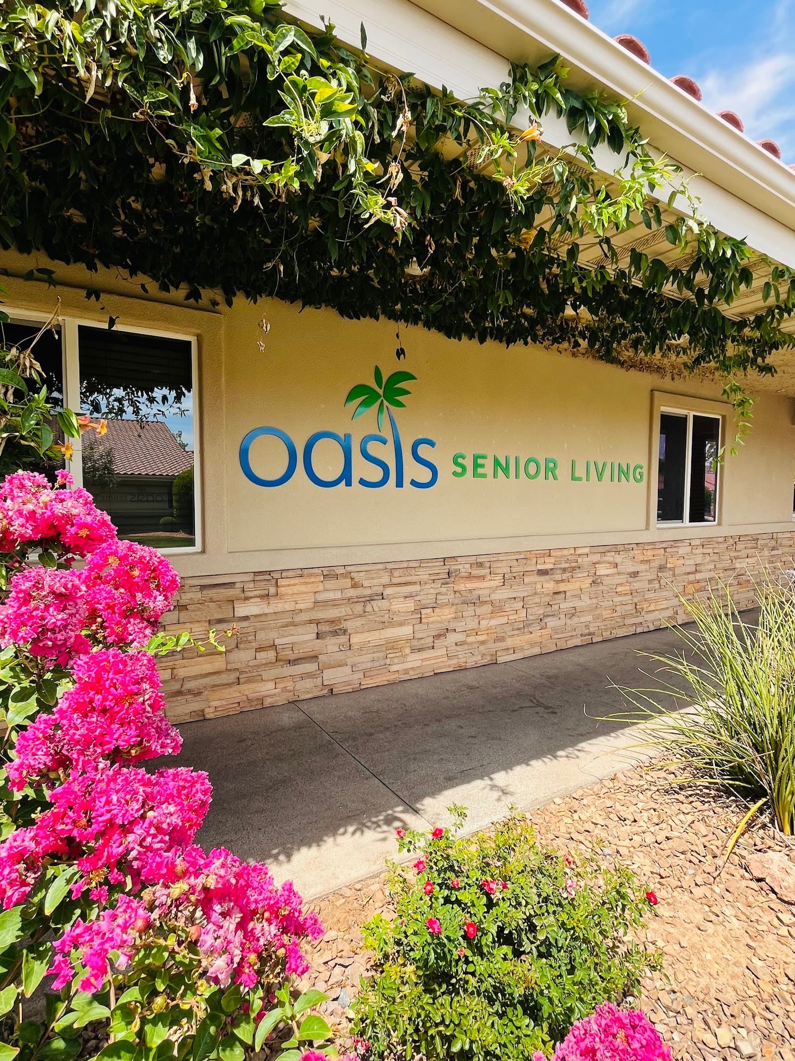 Oasis Senior Living - Mesa Palms Memory Care