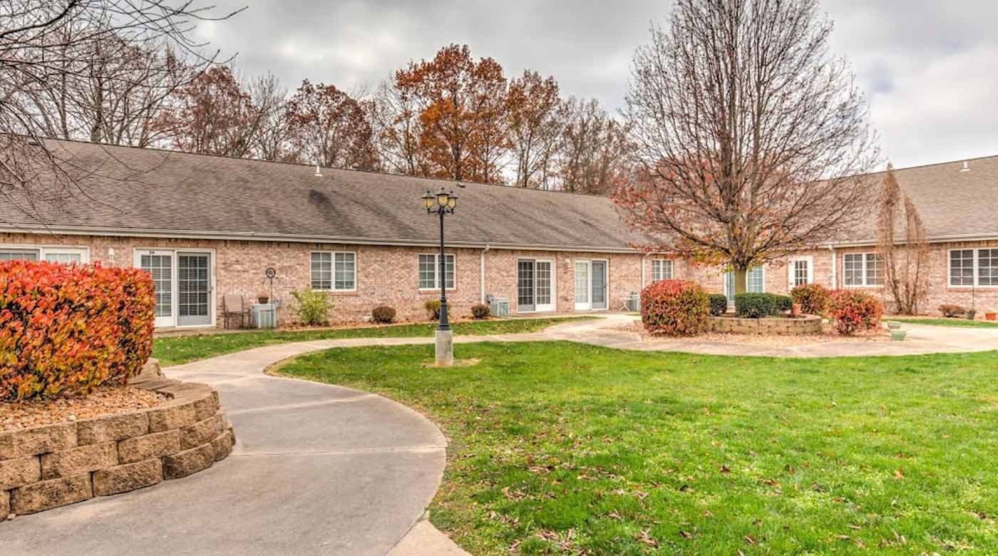 Brookstone Estates of Paris